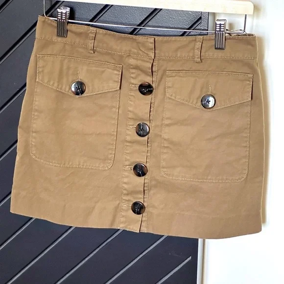 Rebecca Minkoff skirt. Size S. Button front. Excellent condition! - Picture 2 of 4